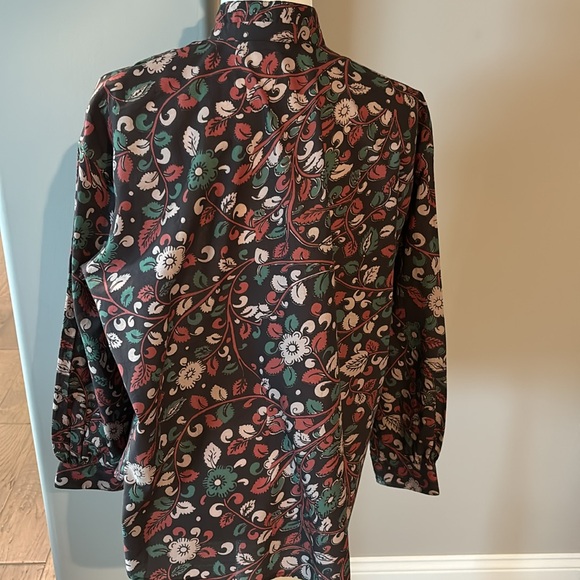 Kiki Black Garden
Shirt
$420 - Picture 9 of 9